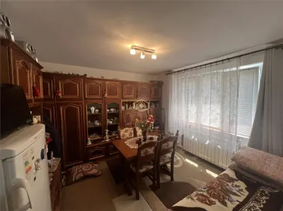 Etaj I | Apartament cu 3 camere | Botizului - foto 3