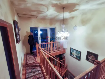 Casa, Vila, 3 camere, 2 bai, 7 km de centrul orasului, Bardesti,Targu Mures - foto 4
