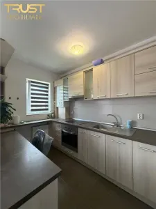 2 camere l Str.Eroilor l Parcare l Floresti - foto 3