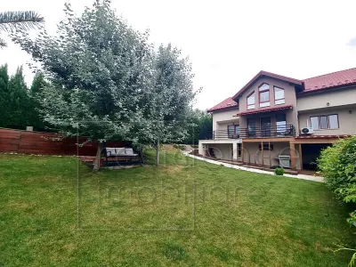 Pet friendly! Casa spatioasa cu 5 camere, Europa+2 Garaje - foto 3