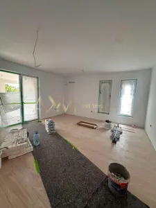Vanzare 1/2 duplex 3 camere Giroc - foto 9