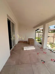 Vanzare 1/2 duplex 3 camere Giroc - foto 10