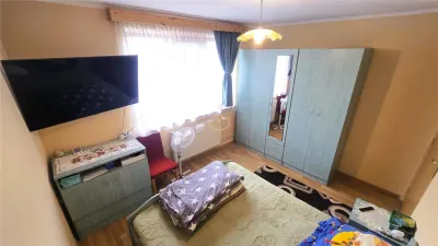 VIDEO | Etaj II | Apartament decomandat cu 2 camere in Livada - foto 12
