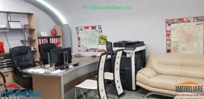 Spatiu comercial pt birouri-salon- cabinet ultracentral Arad - foto 9