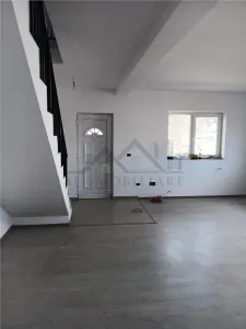 Zona Visani, vila noua, P+1 tip duplex, su-100mp t-200mp toate utilitatile - Iasi