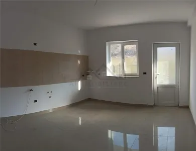 Zona Visani, vila noua, P+1 tip duplex, su-100mp t-200mp toate utilitatile - foto 4