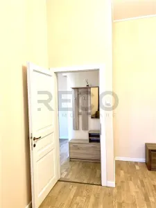 RECO  Oradea apartament de închiriat cu 2 camere decomandat. - foto 6