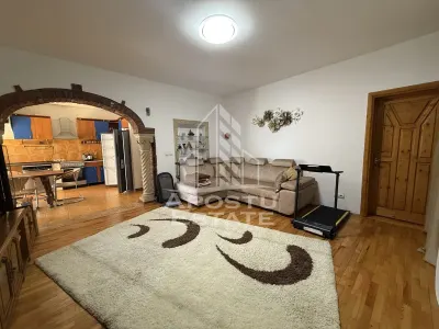 Casa individuala de vanzare cu proiect de extindere, zona Lunei - Timisoara