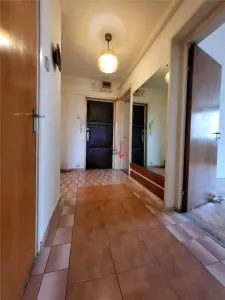 H-4 CAMERE  FIX LANGA METROU, SCOALA SI PARC - foto 5