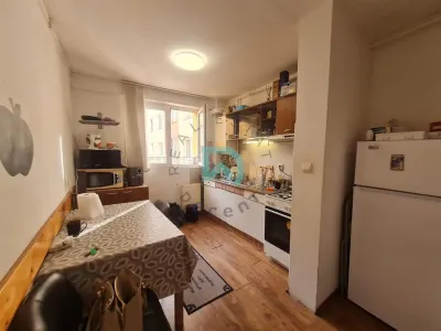 Apartament 3 camere Grivitei, intermediar, Brasov - Brasov