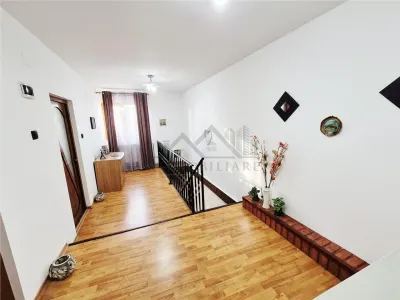 Casa de vanzare in Tatarasi - foto 18
