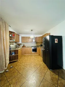 VANZARE VILA 5 CAMERE PIPERA VOLUNTARI - foto 4