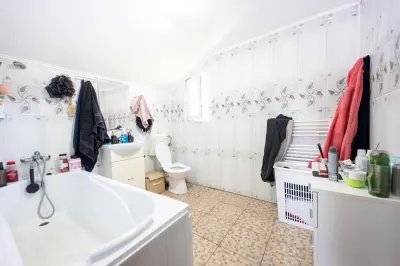 Vila duplex 5 camere  2 bai S =  145 mp + teren 360 mp lunca Cetatuii - foto 18