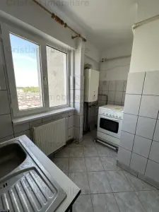 3 camere, Confort 1 Decomandat, etaj intermediar in bloc cu lift, Viziru 3 - foto 9