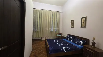 Casa cu etaj,teren 400 mp, pretabila : clinica, gradinita, birouri - foto 5