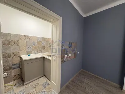 UNIVERSITATE, 3 camere, parter inalt, 61 mp, amenajat - foto 10