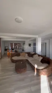 Casa moderna - Buftea - 5 camere - 3 bai - 230mp - 500mp teren - Samurcasi