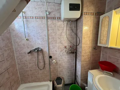 Caransebes, 2 Camere Et., 1, Zona Nord - foto 9
