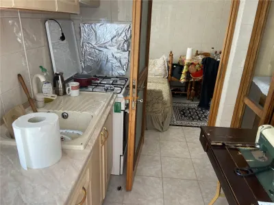Apartament 2 camere Focsani , zona ultracentrala - Piata Moldovei , et 2 , decomandat , 54 mp , renovat ,mobilat complet - foto 8