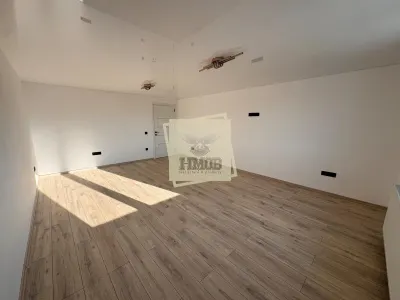 Casa noua cu 6 camere si 3 bai in Sura  Mare - foto 14