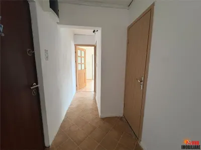 Apartament doua camere Centrul Civic - Zizinului - foto 8