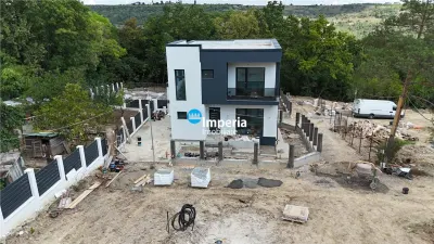 Vila premium, de vanzare, supr 196 mp, zona Copou - foto 2