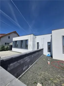 DUPLEX DESPARTIT PRIN DRESSING  - PARTER - LA CHEIE - foto 4
