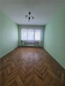 Apartament 3 Camere zona Strazii Closca - foto 3