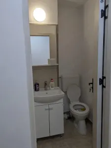 Amenajat complet la etajul 1in bloc reabilitat termic - foto 3