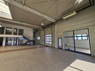 Showroom Auto Complet Echipat  - 1850 mp - Soseaua Alba Iulia - foto 11