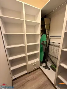 Inchiriez apartament superb  2 cam, et. 2-Podgoria-Parcare inclusa - foto 7