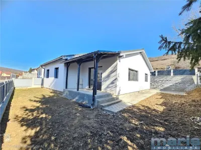 Vanzare casa noua cu 3 dormitoare, 2 bai in Sancraiu -Languna. - Sancraiu de Mures