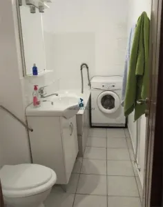 Inchiriere Garsoniera Decomandata Aparatorii Patriei - Bucuresti