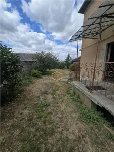 Baritiu | Casa cu 2 apartamente independente | Teren 719 m² - foto 5