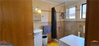 Vila P+M cu garaj inchis, in Bujac, pe colt - foto 14