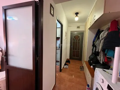 Lugoj, Ap. 1 Cam., 41 Mp.,  Et. 3, Strada Cernei, Langa Liceul Aurel Vlaicu - foto 22