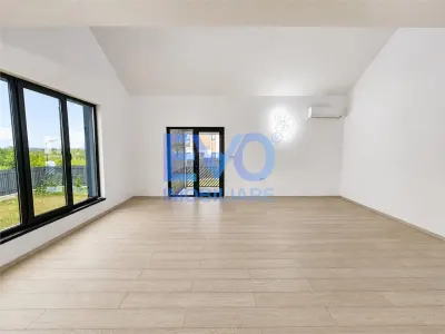 Casa de vanzare, teren 588 mp, 4 camere, 2 bai, 0 comision, in Visan - foto 9