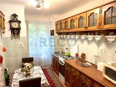 RECO Oradea apartament 3 camere de inchiriat, gata de mutat. - foto 8