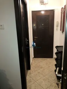 Inchiriere Apartament 2 Camere Semidecomandat Resita - foto 7
