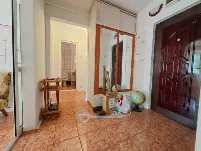 Apartament 2 camere Podu Ros, 56 mp, etaj 2, aproape de Palas - foto 3