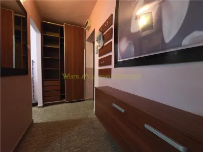 Garsoniera spatioasa de inchiriat str. De Mijloc - foto 10