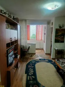 INCHIRIEZ GARSONIERA-320 euro/negociabil - Brasov