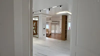 CASĂ PREMIUM DE VÂNZARE ÎN BOSANCI, SUCEAVA | 500 MP UTILI | 1.000 MP TEREN | D+P+E+M | 672.000 EURO | COMISION 0% - foto 6
