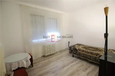 Apartament 3 camere , 2 bai, 71 mp, Str. Livezeni , langa LiDL - foto 2