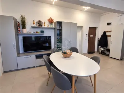 Apartament nou 2 camere balcon si parcare in Cisnadie - foto 6