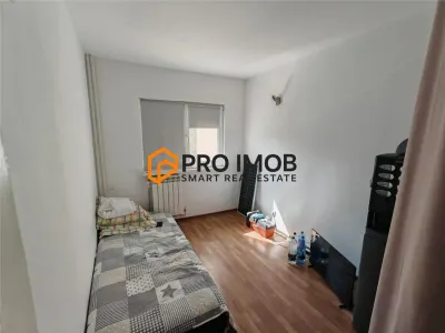 Apartament 3 camere cf 1 decomandat zona Micro 5 - foto 3