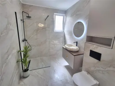 Apartament de LUX 3 camere balcon parcare Selimbar - foto 8