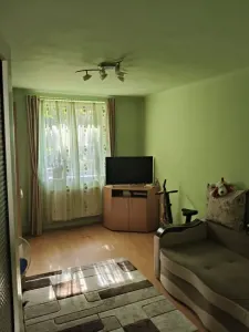 Decomandat, 55mp  cu centrala propie linga Piata Doina - foto 3