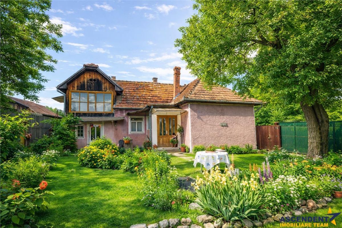 Casa traditionala, cu teren pretios de 534 mp, Targu Secuiesc - Targu Secuiesc