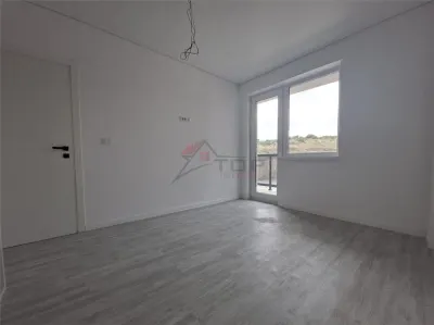 Apartament 2 camere Intabulat - Visan - Etaj 1 - foto 5